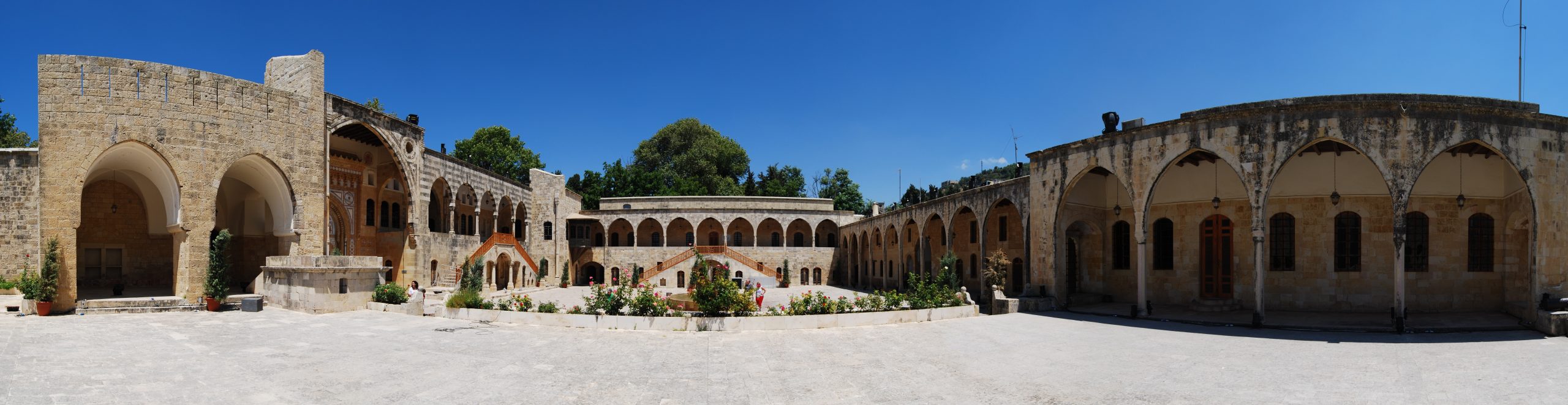 Chouf & Beiteddine (Spanish)